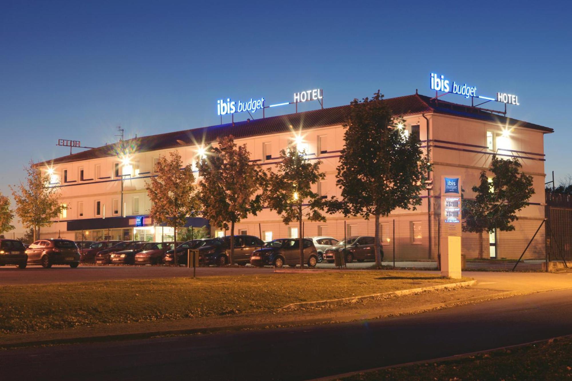 Ibis Budget Poitiers Nord Futuroscope Chasseneuil-du-Poitou Exterior foto
