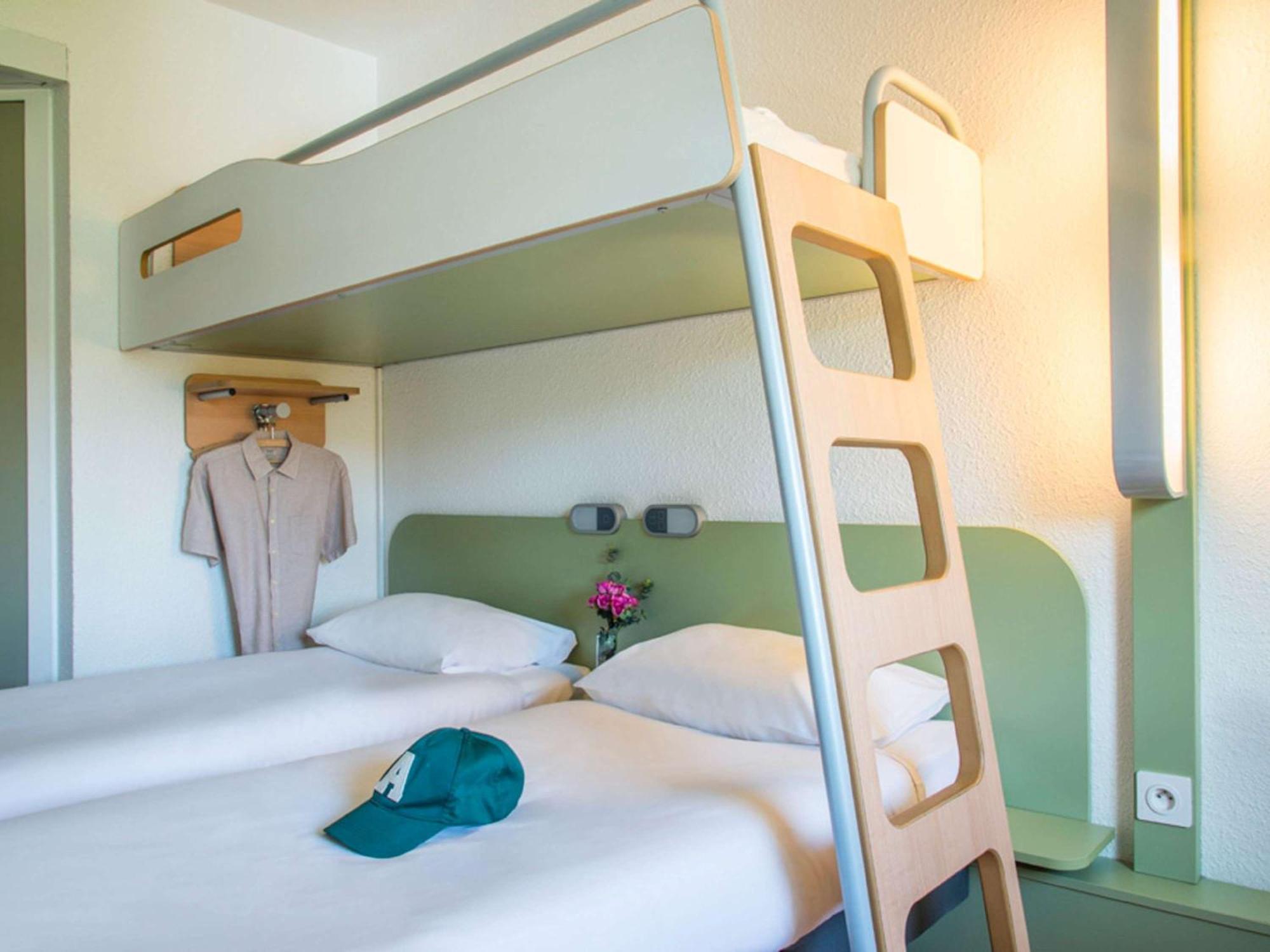 Ibis Budget Poitiers Nord Futuroscope Chasseneuil-du-Poitou Exterior foto